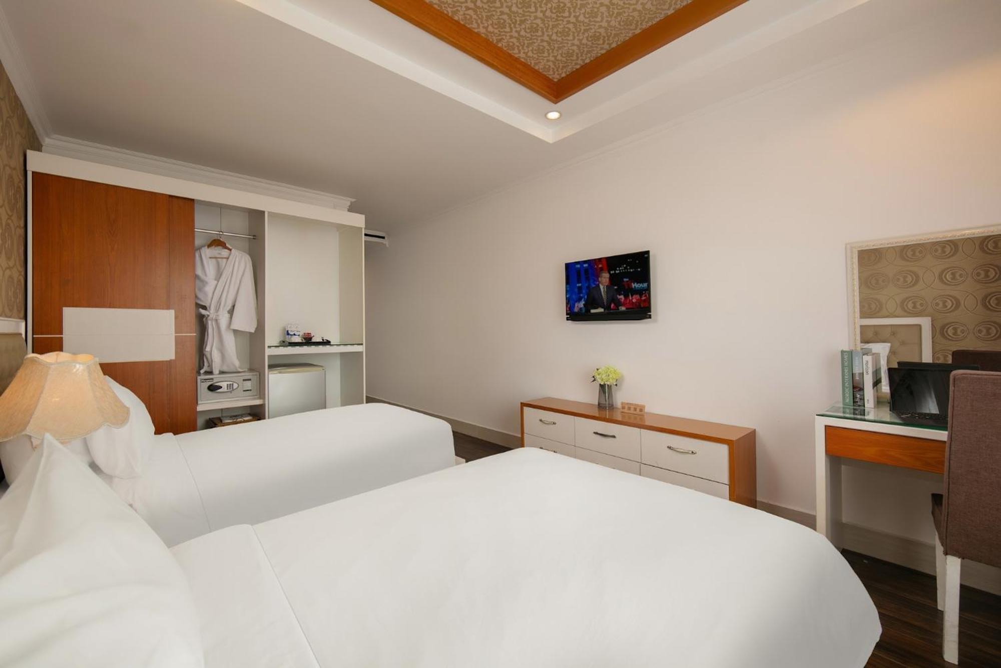 Nesta Hotel Can Tho Esterno foto