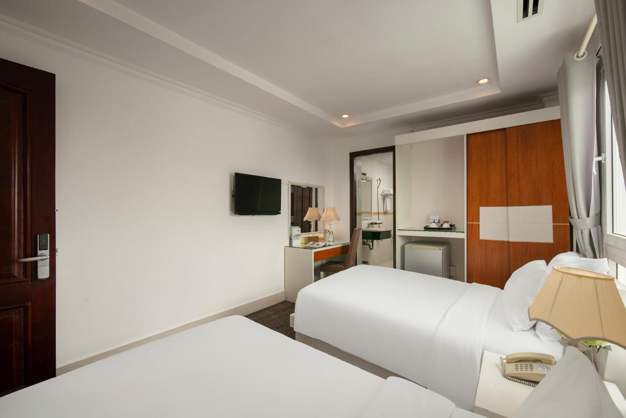 Nesta Hotel Can Tho Esterno foto
