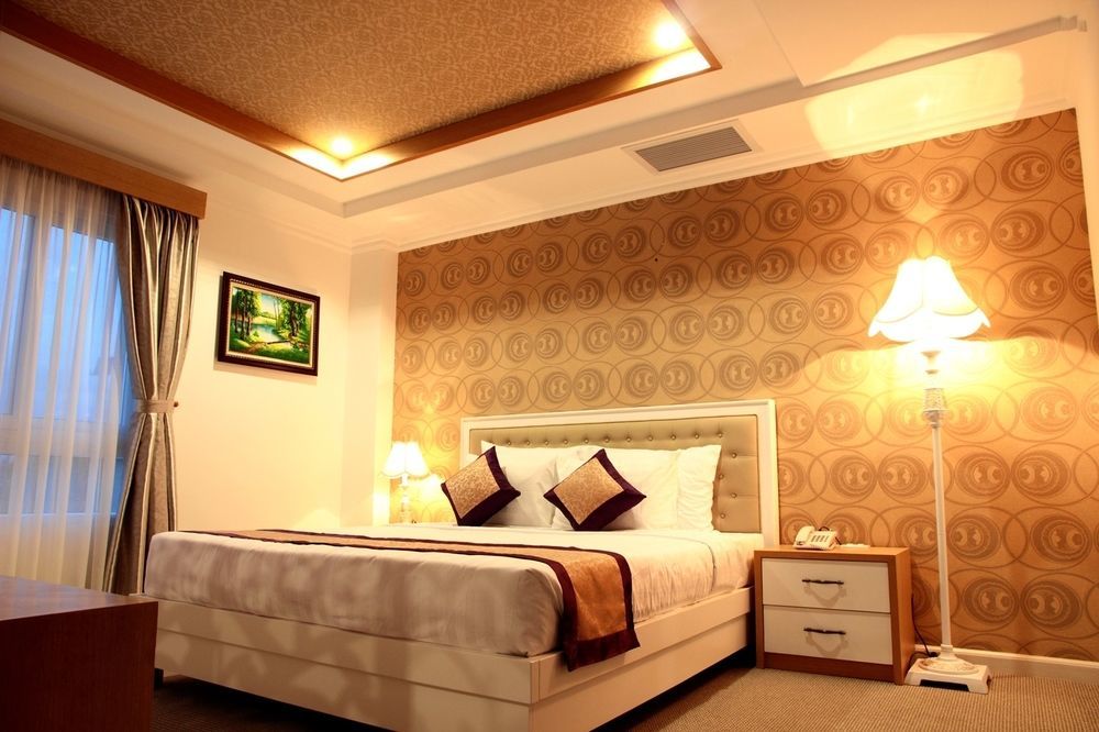 Nesta Hotel Can Tho Esterno foto